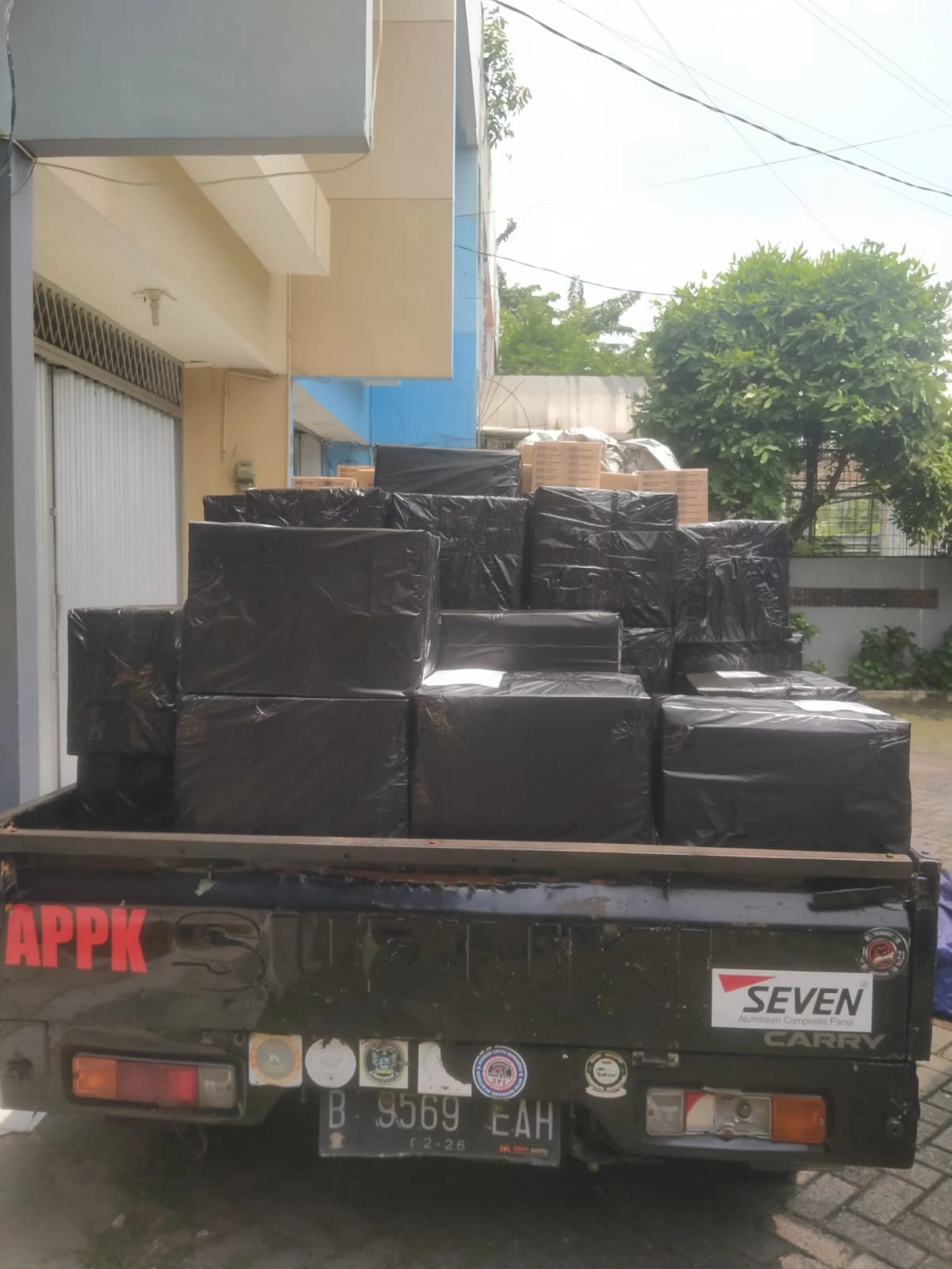 Gallery13 PT Karya Mandiri Logistics