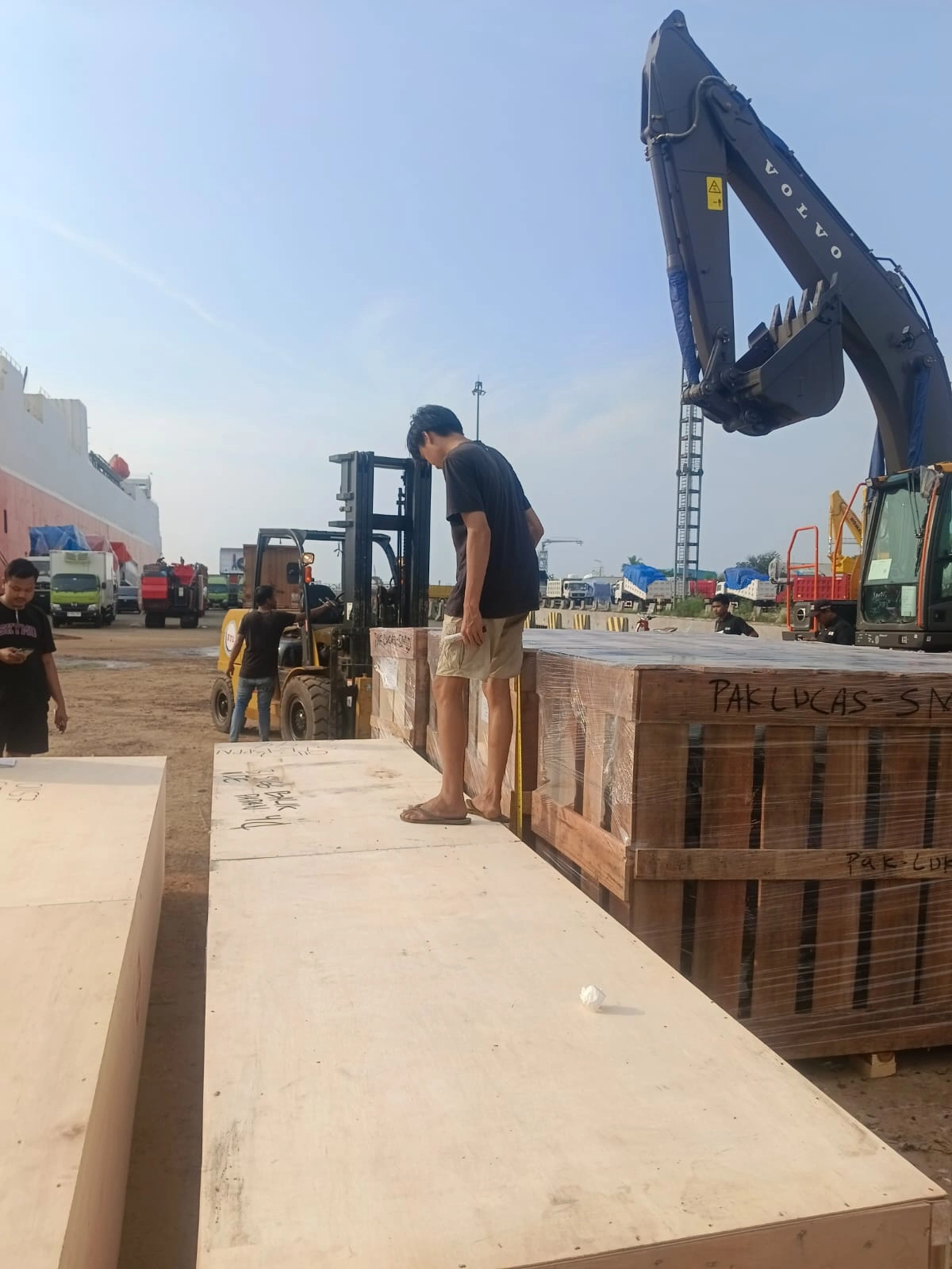 Gallery16 PT Karya Mandiri Logistics
