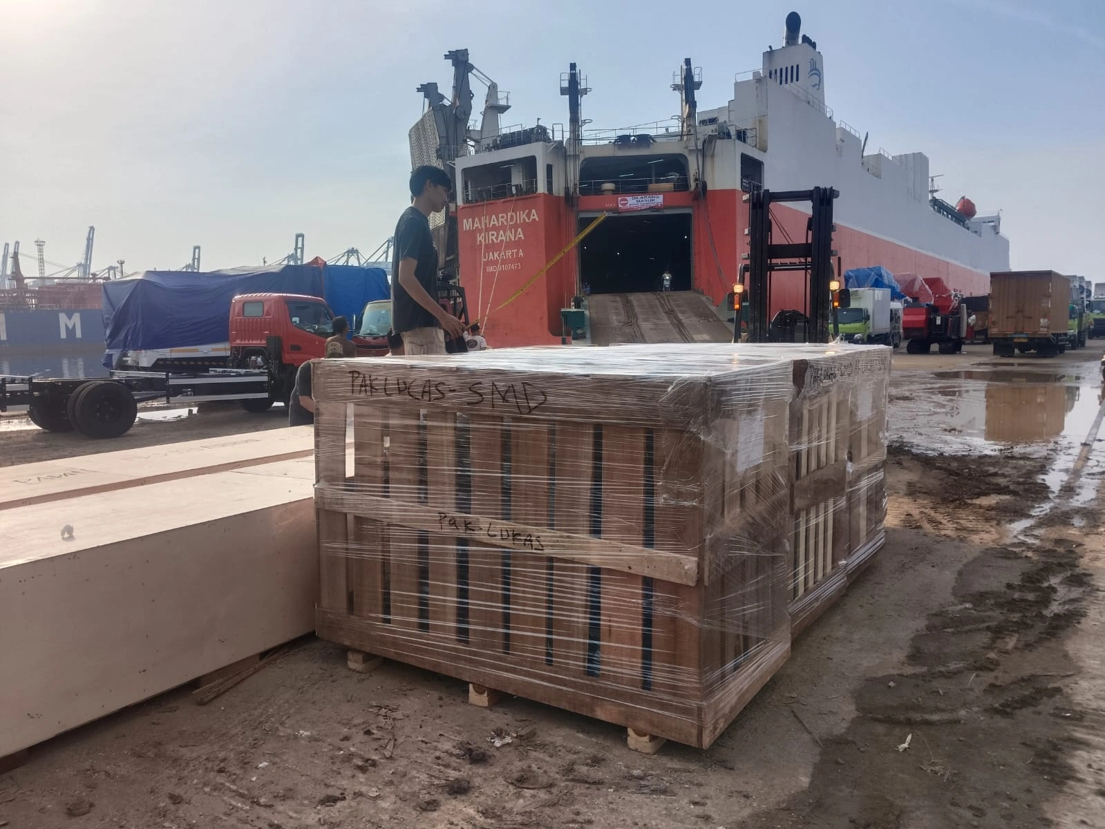 Gallery2 PT Karya Mandiri Logistics